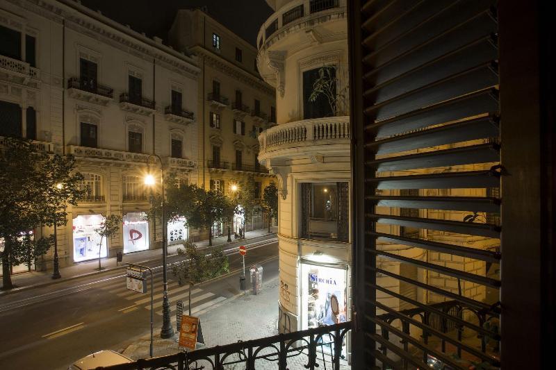 باليرمو Aquarooms Luxury Suites المظهر الخارجي الصورة